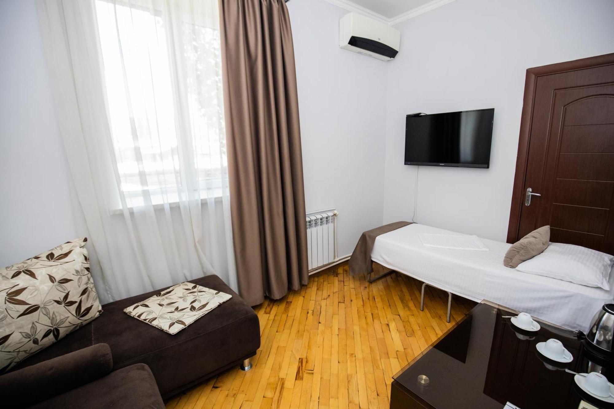 Yereone Hotel Apartment Yerevan Exterior photo